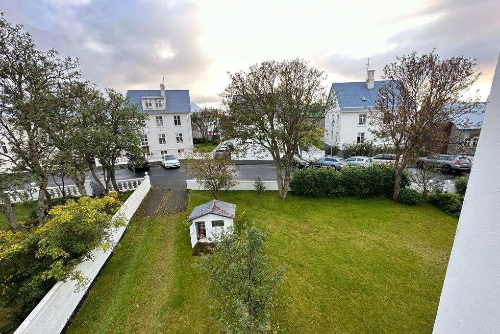 Beautiful 2 Bedroom Apartment Downtown Reykjavík Exterior foto