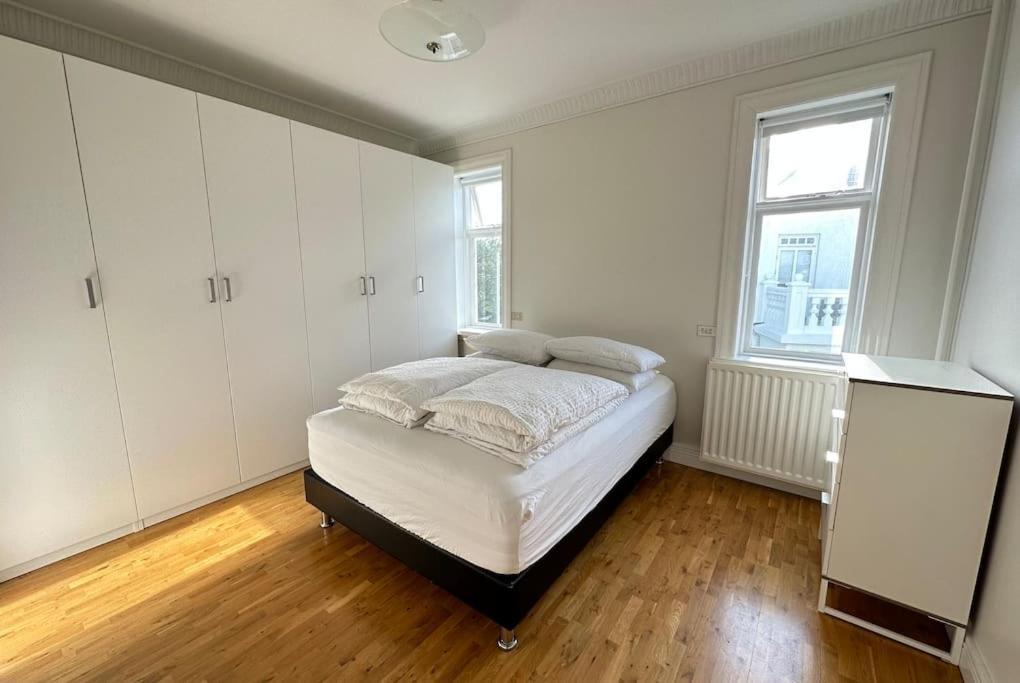 Beautiful 2 Bedroom Apartment Downtown Reykjavík Exterior foto